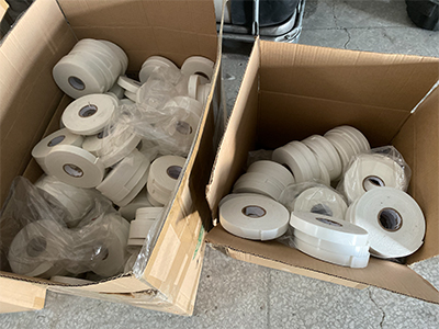家里常備的膠帶怎么存放才不影響粘性呢？